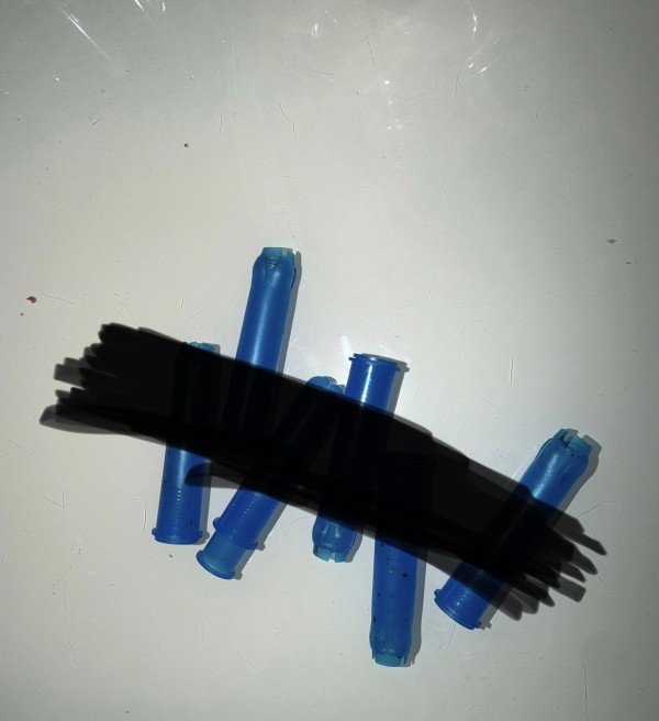 6 Blue Applicators